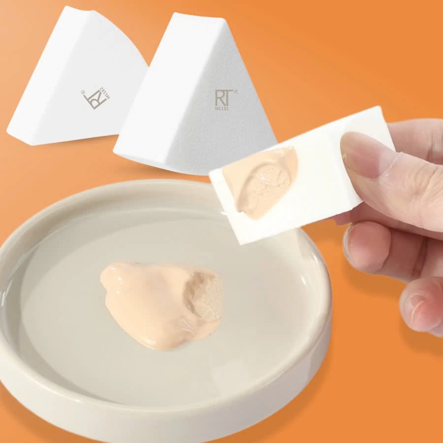 Bông Mút Đánh Nền Trang Điểm Tam Giác RT Real Techniques Triangle Pie Sponge M1182